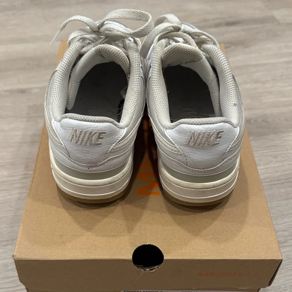 Nike White Women's Sneakers
